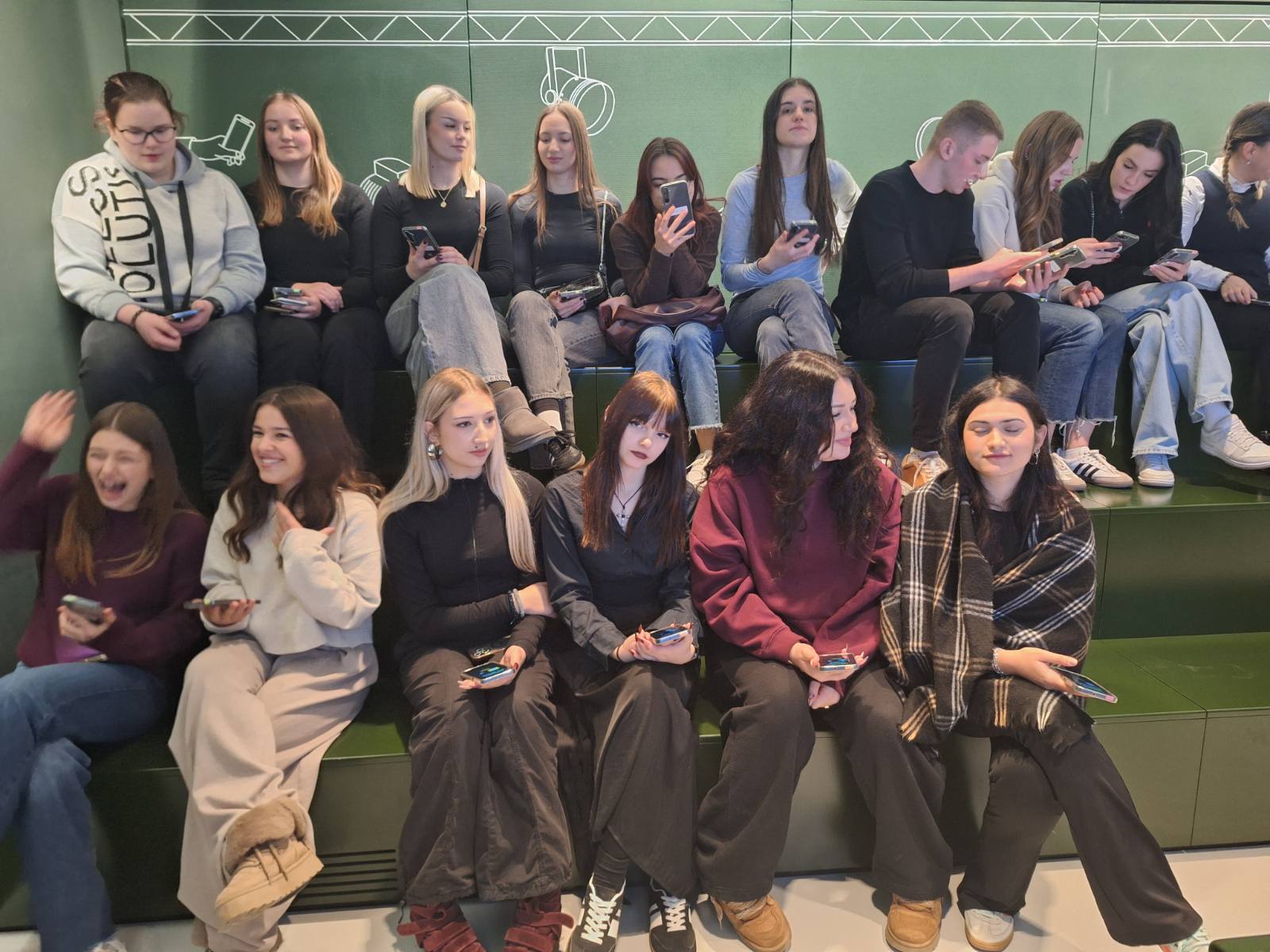 viber_slika_2025-11-25_15-17-21-006