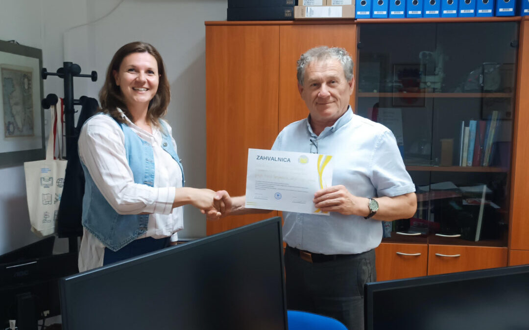 Vrijedna donacija računala za školsku knjižnicu